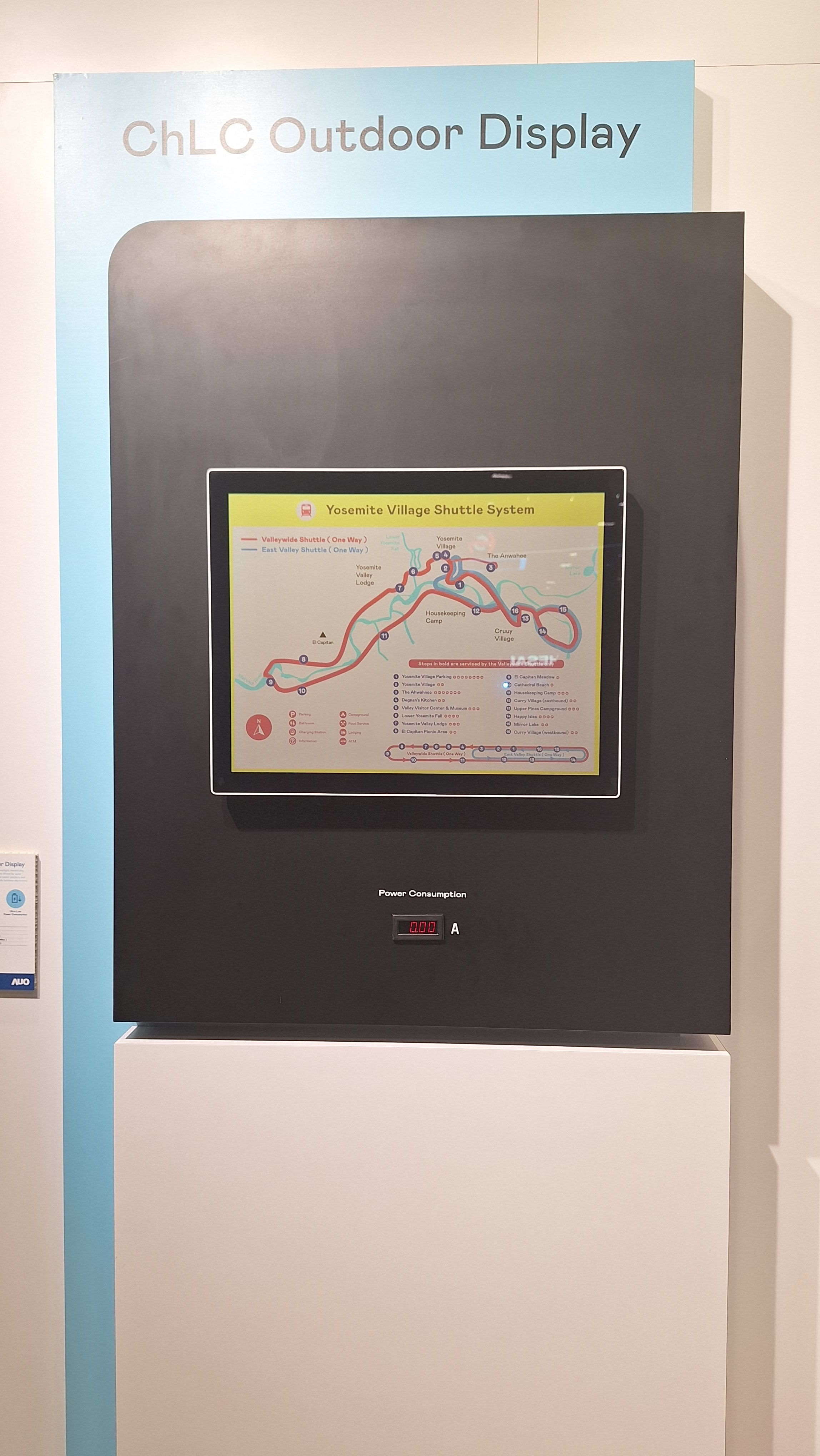 k1体育的「胆固醇液晶超低耗能户外全彩显示器」不只环保省电，且符合户外严苛使用环境，拥有在摄氏-30度至85度下的宽温使用优势，并且强光愈强愈能呈现绝佳的色彩饱和度及显示效果，易于安装的特性将成为户外电子看板的新首选。